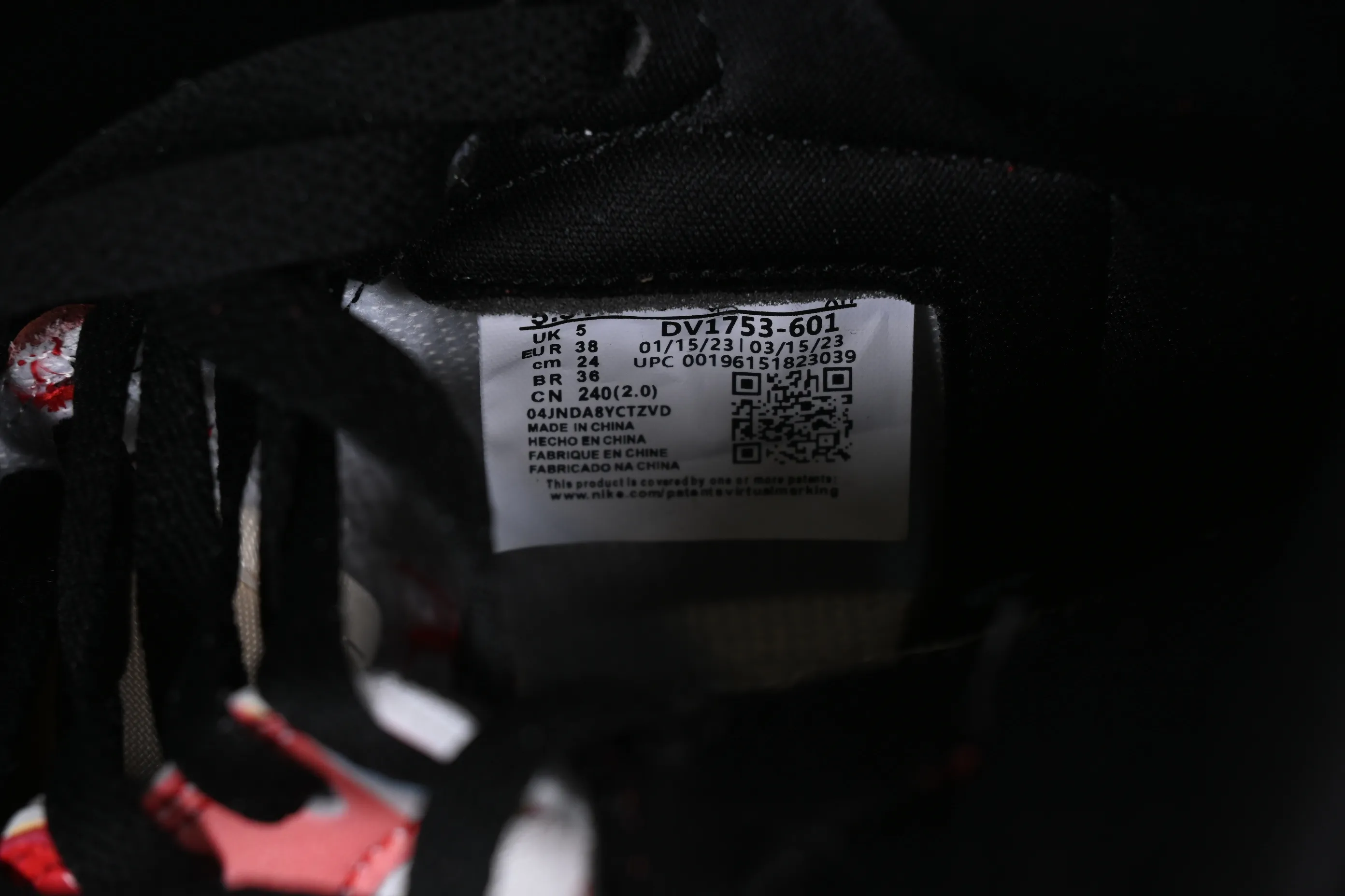 All categories Air Jordan Jordan series basketball shoes Air Jordan 1 High Air Jordan 1 High OG "Next Chapter" AJ1 Joe 1 Spider-Man 2.0 high-top basketball shoes DV1753-601